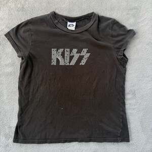 Vintage 2005 KISS Rhinestone Logo T-Shirt Size XL